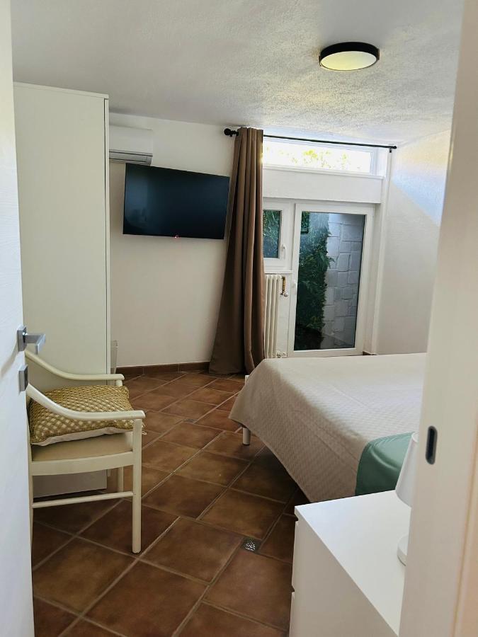 Apulian Way Apartment Torre A Mare Luaran gambar